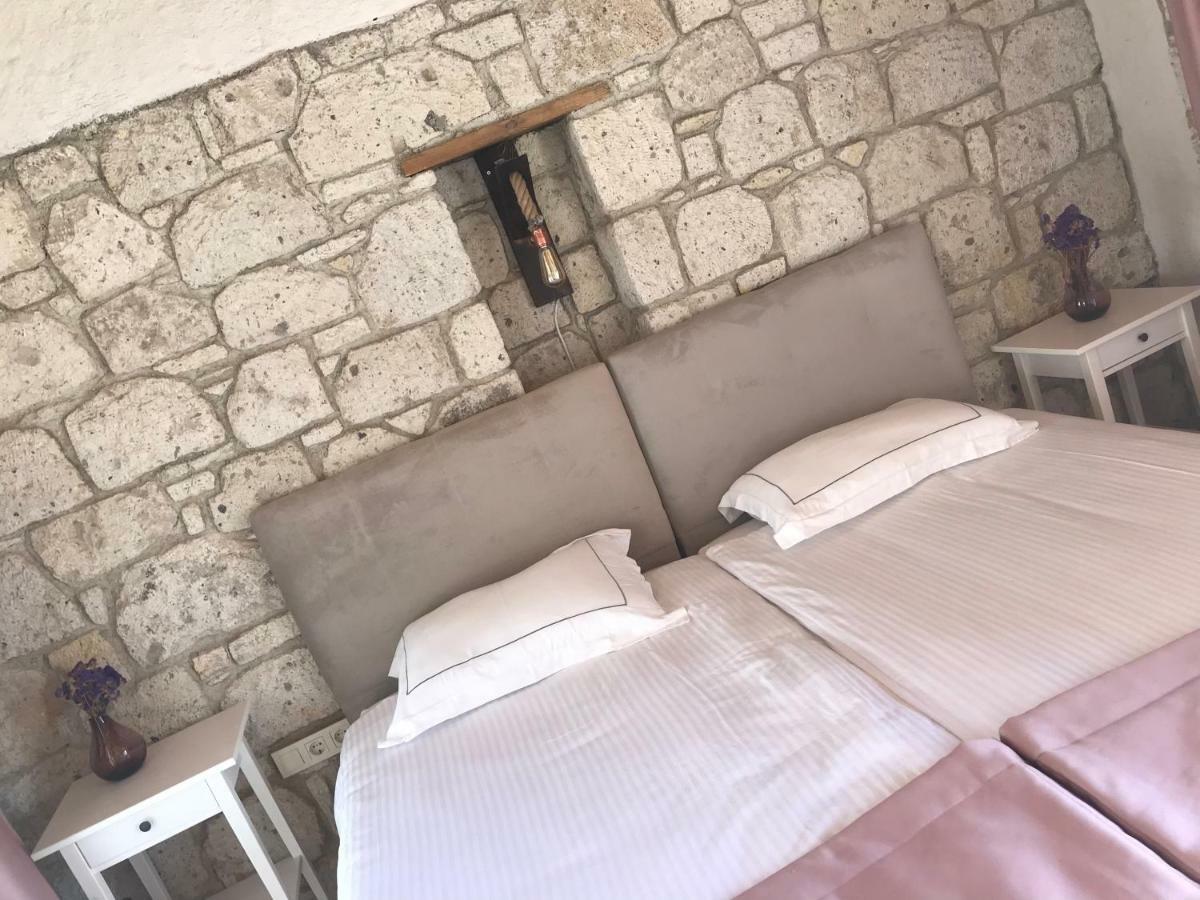 Cona Butik Otel Alacatı Bagian luar foto