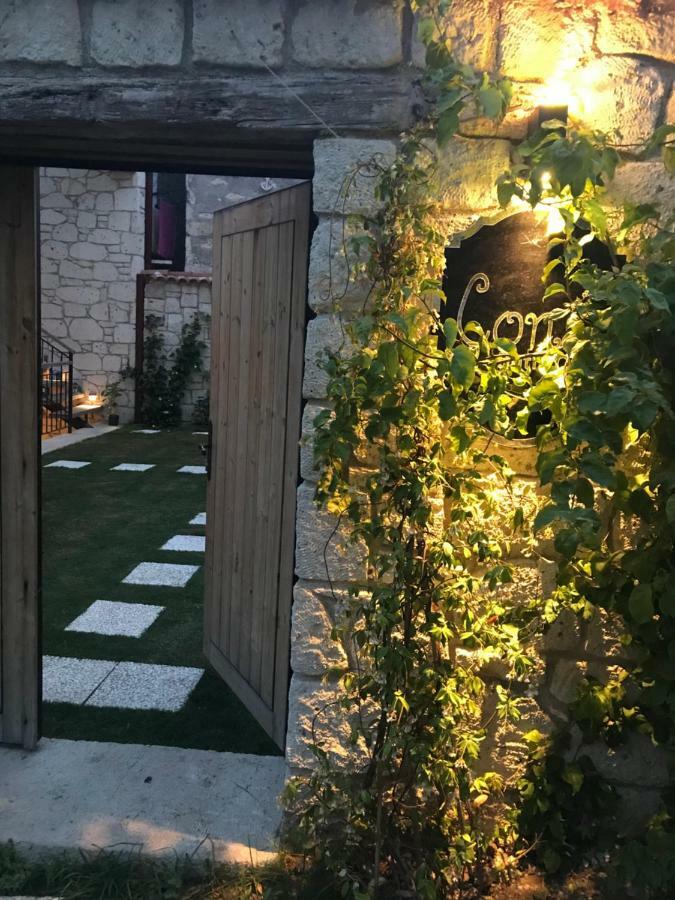 Cona Butik Otel Alacatı Bagian luar foto